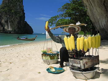 Venditori ambulanti a Krabi