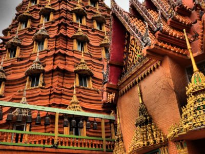 La pagoda cinese a sette ordini di Kanchanaburi