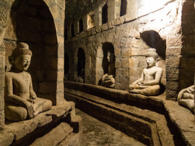 dukkanthein templi di mrauk u myanmar birmania