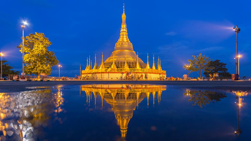 shwedagon paya yangon myanmar