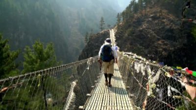 ponte sospeso sul Dudh Kosi nepal