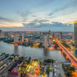 Bangkok: cena sul fiume