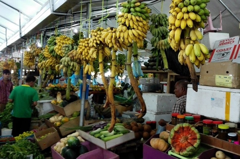 Colori e profumi al mercato ortofrutticolo di Male